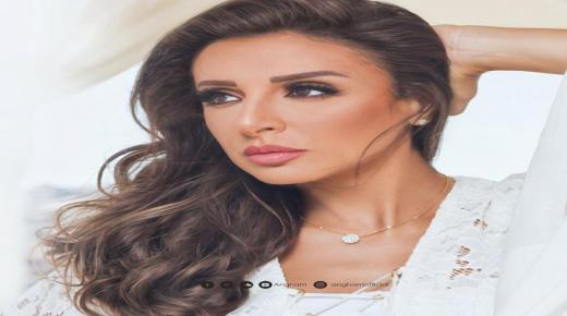 أنغام تدخل المستشفى .. وتتكتم على تفاصيل حالتها الصحية