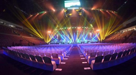 شركات تتنافس على تنظيم الحفلات الغنائية في السعودية.. فمن الرابح؟