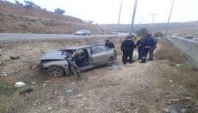 وفاتان وإصابتان على طريق إربد عمان
