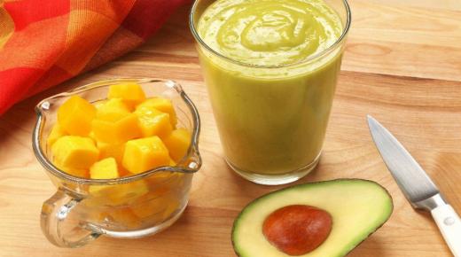 تناول المانجو والأفوكادو معًا يزيد صحة القلب