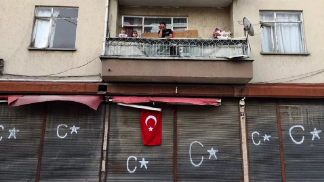 وزارة الداخلية التركية تأمر بهدم منازل للاجئين سوريين