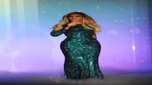 إطلالات بيونسيه باللون الزيتي موضة شتاء 2020