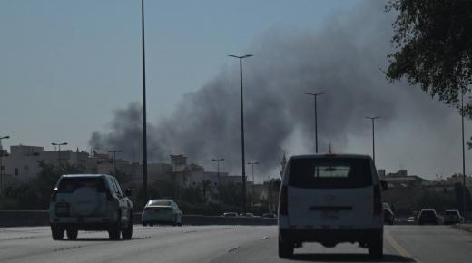 وفاة طفلة تبلغ 11 عاما في الكويت متأثرة بسقوط شظايا