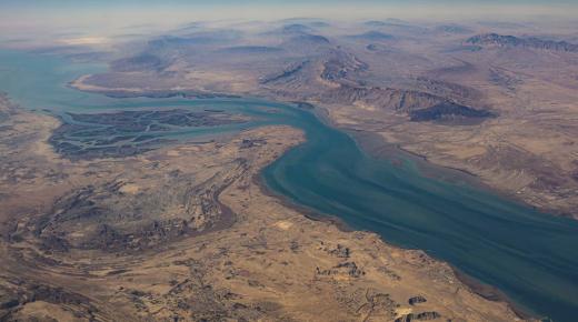 بدائل مضيق هرمز مسكنات لا تلمس جوهر الأزمة طهران تقبض على عنق الزجاجة