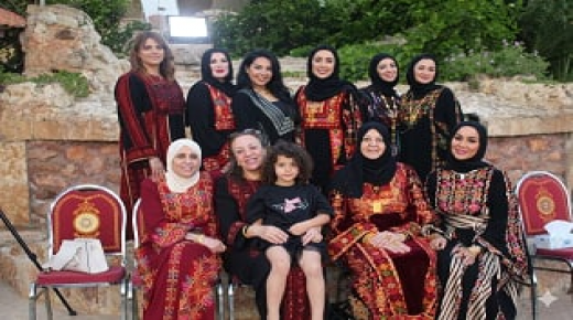 مروة محمود العراقي تجمع سيدات إربد في احتفالية وطنية بمناسبة يوم العلم