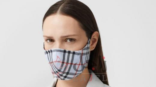 أول دار أزياء عالمية تصمم كمامات للوقاية من فيروس كورونا