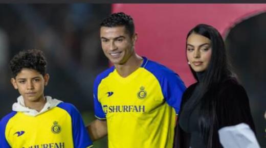 رونالدو يفكر في إنهاء رحلته مع النصر السعودي