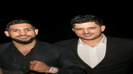 أمير خان يستعد لمواجهة كراوفورد ويوجه رسالة لعشاق الملاكمة في دبي