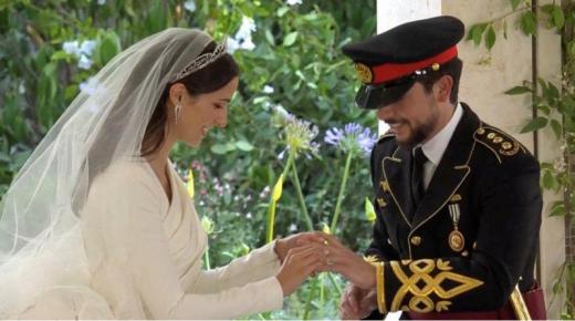 الديوان ينشر مقتطفات من مراسم عقد قران وزفاف ولي العهد