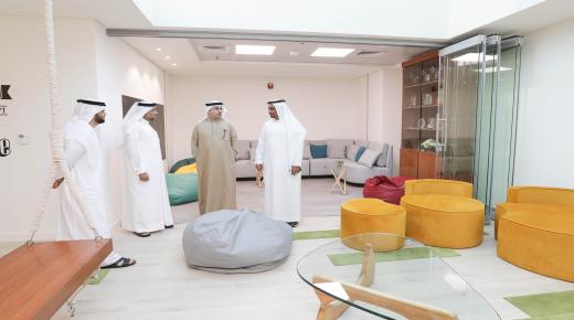 سعادة سعيد محمد الطاير يفتتح مجلس السعادة الثالث لدى هيئة كهرباء ومياه دبي في مبنى الهيئة في ورسان