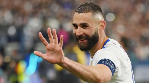 الاتحاد السعودي ينتظر رد كريم بنزيما