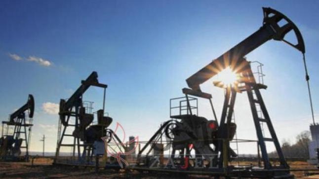 الاستمرار في تراجع اسعار النفط “خسائر النفط”