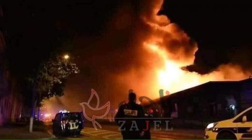 حريق ضخم في ميناء لوفر الفرنسي