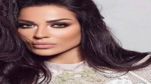 النجمة نادين نجيم تعلن عن موعد اعتزالها!