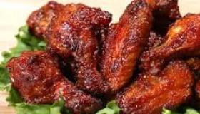 لا تعرف كل ربات البيوت طريقة استخدام مسحوق الخبز، ولم أتذوق أجنحة دجاج ألذ من هذه قط.