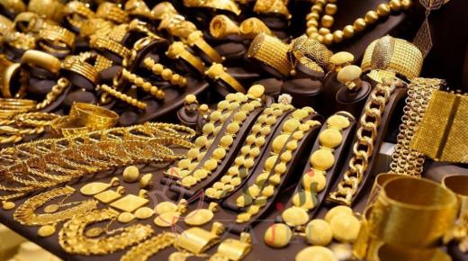 انخفاض الذهب محلياً وارتفاعه عالمياً
