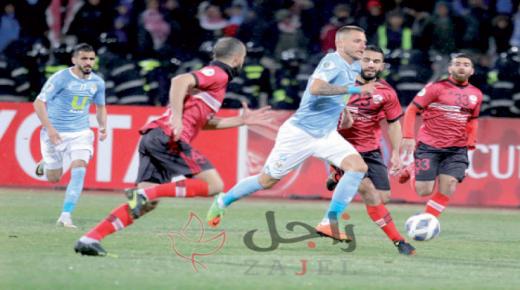 طقس بارد ومباراة لا تلبي الطموح