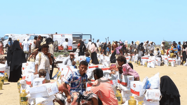 ما زالت الإمارات مستمرة في  إغاثة أهالي الساحل الغربي في اليمن