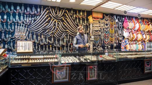 إكسسوارات وعسل جبلي في مهرجان الشيخ زايد