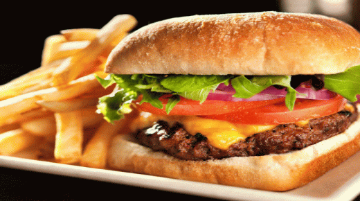 طريقة فعالة “تكرّه” المراهقين بالوجبات السريعة