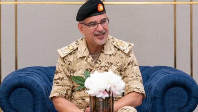 نيابةً عن الملك القائد الأعلى للقوات المسلحة.. ولي العهد رئيس الوزراء يحضر حفل مرور 50 عاما على تأسيس سلاح الجو الملكي البحريني