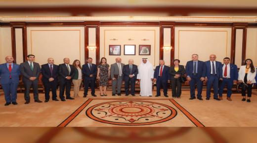 حاكم الفجيرة يستقبل رجل الأعمال طلال أبو غزالة