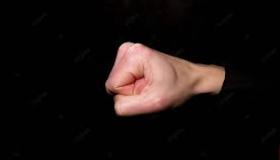 حين يغضب من حولك دون كلام كيف تكتشف ذلك ؟