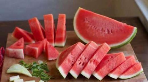 أهم 8 حقائق عن البطيخ يجب أن يعرفها الجميع