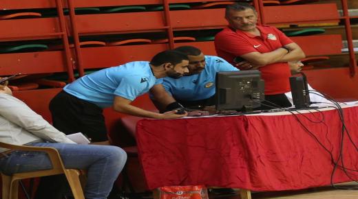 اتحاد اليد يطبق تقنية “الفار” في المباريات الحاسمة والنهائيات