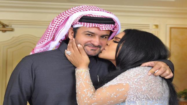 هاشتاغ طلاق الفنانة الإماراتية أحلام من زوجها القطري يشعل مواقع التواصل