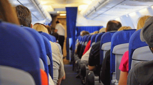 أفضل مقاعد الطائرة لمن يعانون رهاب الطيران