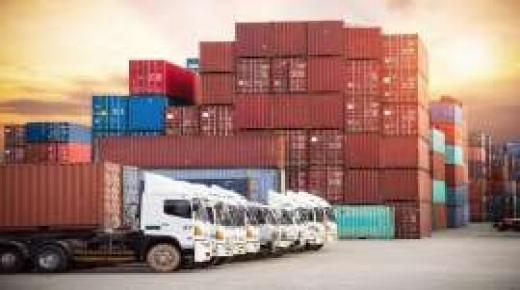 الإمارات بوابة تجارة العالم.. 37 مليار دولار “فائض” مع العالم العربي