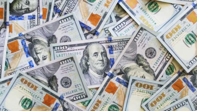 البنك الوطني يحدد سعر صرف الهريفينا امام الدولار واليورو