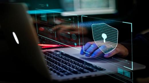 ثغرات في تكنولوجيا البلوتوث في تسلا تعرضها للخطر