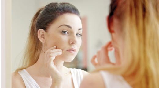 التوتر النفسي.. عدو البشرة اللدود