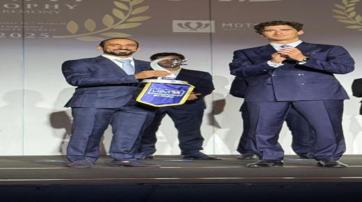 الاتحاد الدولي للرياضات البحرية يكرّم أبطال فريق أبوظبي في موناكو