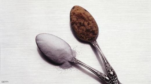 السكر البني  والأبيض وهل السكر البني مفيد اكثر من السكر الابيض؟