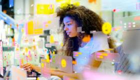 كيف يعيد الذكاء الاصطناعي إنتاج العنف ضد النساء؟