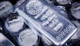 بعد منشورات.. الفضة ترتفع إلى ذروة 6 أشهر