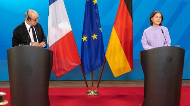 المانيا وفرنسا: لا احد يستطيع أن يعرف ما في رأس بوتين وهو لا يفي بوعوده