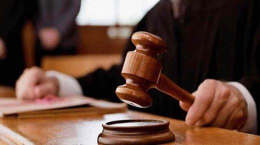 المدعي العام يسند جناية الاتجار بالبشر  لوالد ووالدة وعم فتيات شارع مكة