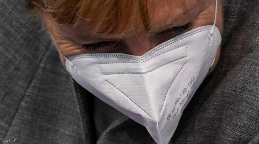 ميركل تحذر من تجاوزات معادية للسامية