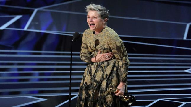 الممثلة الشهيرة فرانسيس مكدورماند تحصد جائزة أوسكار أفضل ممثلة للمرة الثالثة في تاريخها