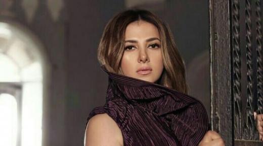 دنيا سمير غانم في اول ظهور لها بعد وفاة والديها