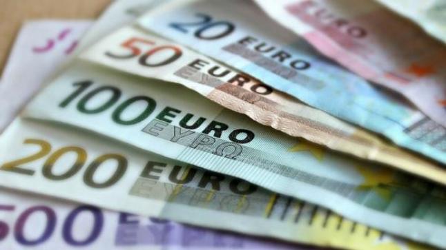الين واليورو ينتعشان بفضل تقدم مفاوضات التجارة