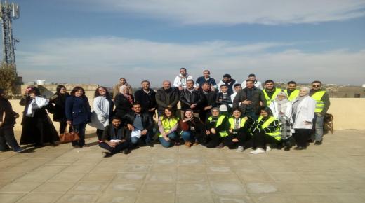 جامعة عمان الاهلية تقيم يوما طبيا مجانيا بمنطقة “ام جوزة ” في مدينة السلط