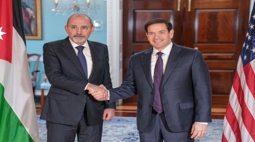 ايمن الصفدي بعد لقائه نظيره الامريكي: ناقشنا جهود وقف اطلاق النار في غزة وانهاء التصعيد في الضفة