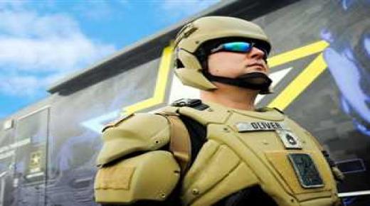 الصين تكشف عن بدلة عسكرية متطورة تحول الجنود لمقاتلين خارقين