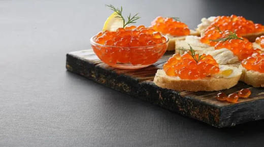 الكافيار الأحمر الطبيعي كيف تميزه وافضل طريقة لاختياره