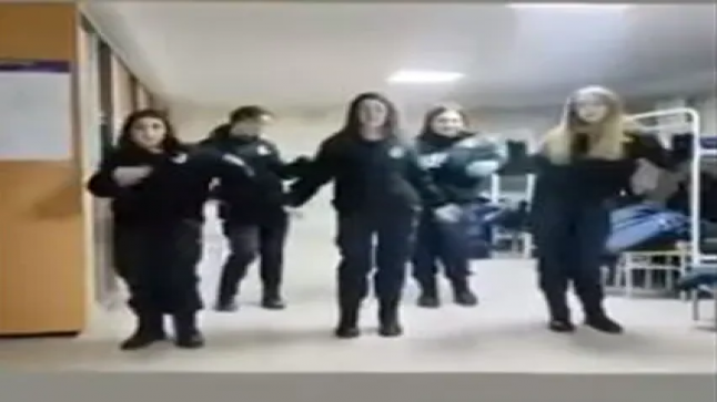 عقوبات على طلاب جامعة خاركيف الوطنية الذين رقصوا على الموسيقة الروسية